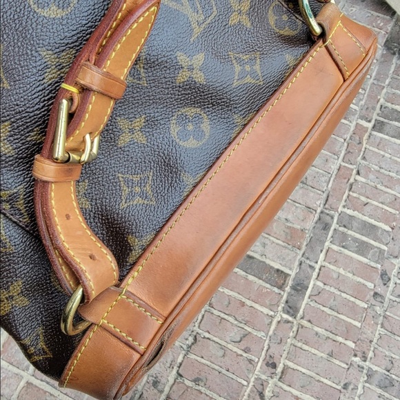 Louis Vuitton Monogram Montsouris Backpack - Picture 11 of 16